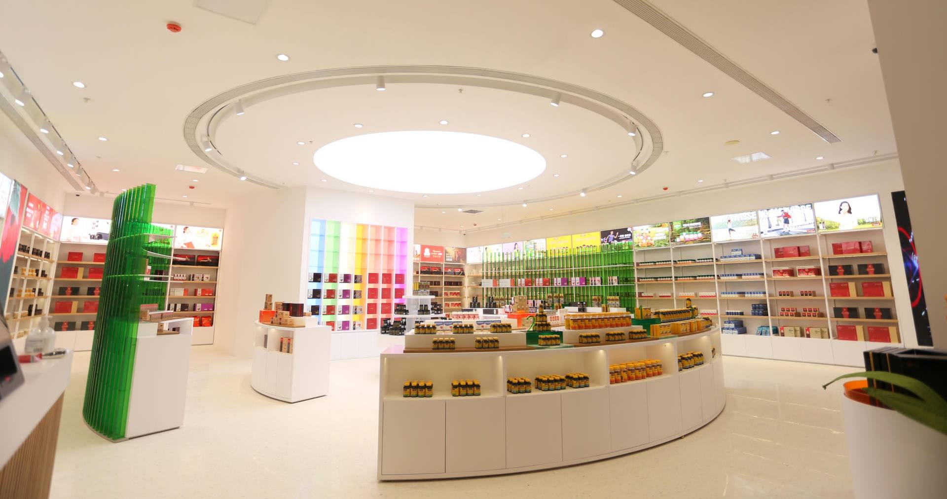 万宁龙8头号玩家国际免税港