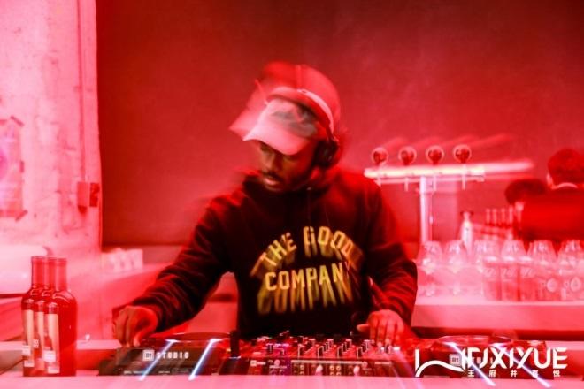 龙8头号玩家(国际集团)官方网站